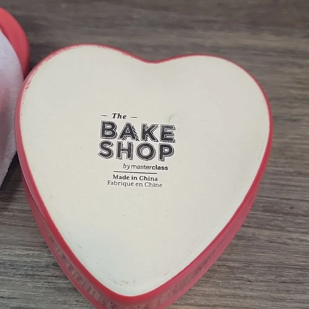 Valentine's Day Bakeware Bundle Nordic Wear Cake Pan Plus Two More Items
